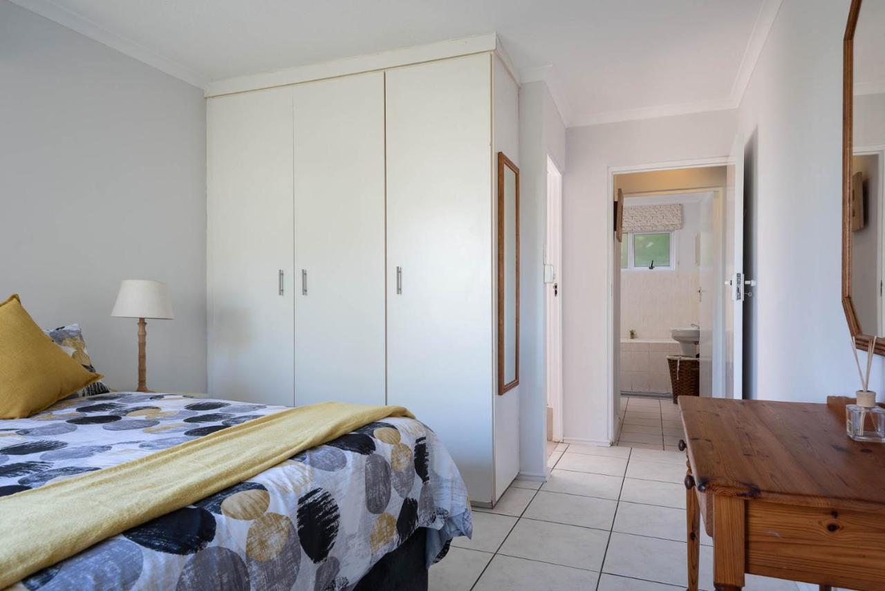 Loadshedding Free!! Tropical Beach Oasis, Wi-Fi, Views, Pool, Netflix Ballito Exterior foto